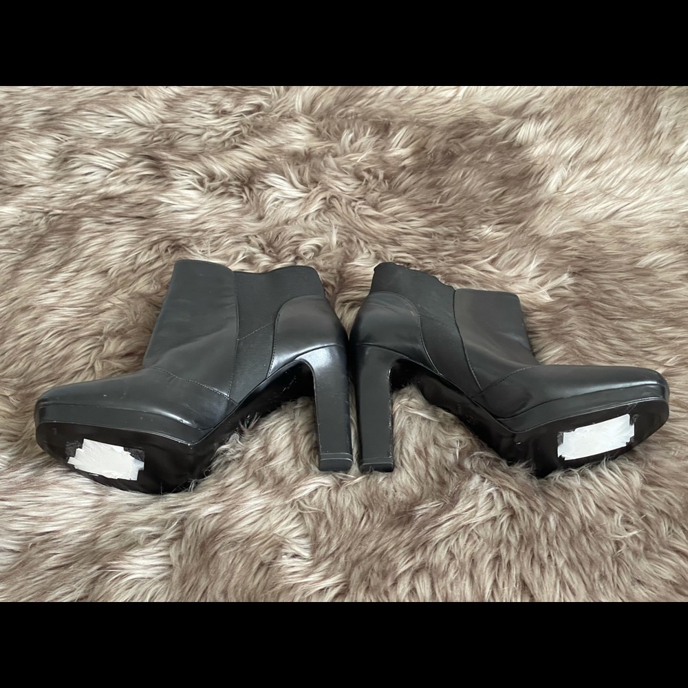 Via Spiga Leather Platform Bootie Size 10.5 M - Picture 3 of 12